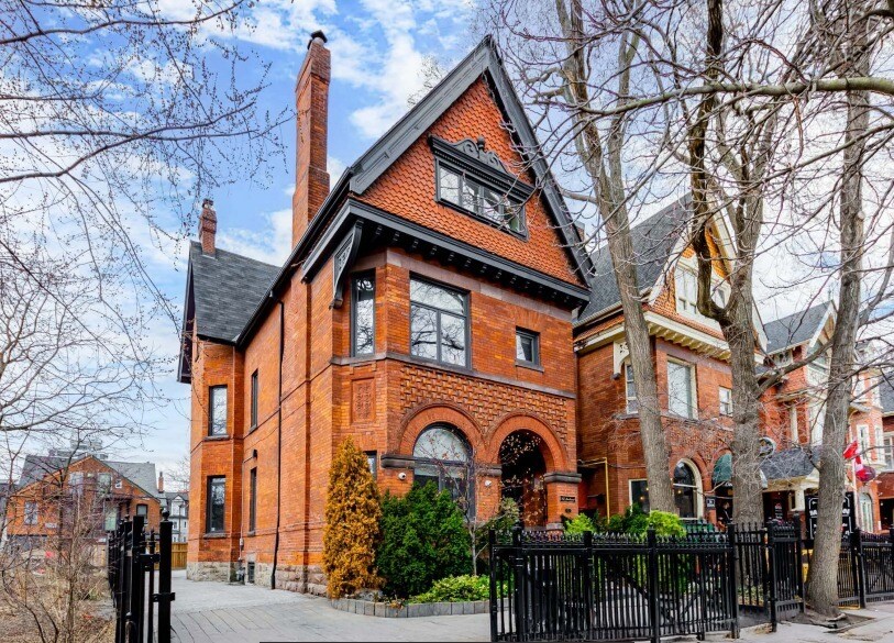 Primary Photo Of 12 Madison Av, Toronto Office Residential For Sale