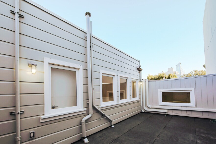 More Photos Of 1104 Bryant St, San Francisco Storefront Retail Office For Lease