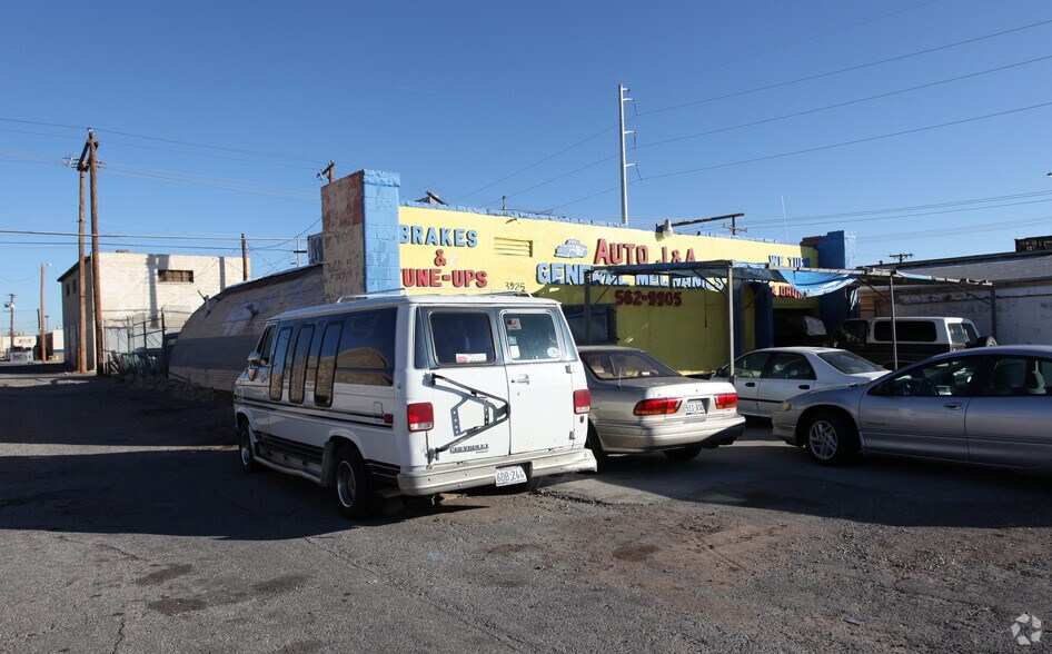 Primary Photo Of 3925 Fred Wilson Ave, El Paso Auto Repair For Sale