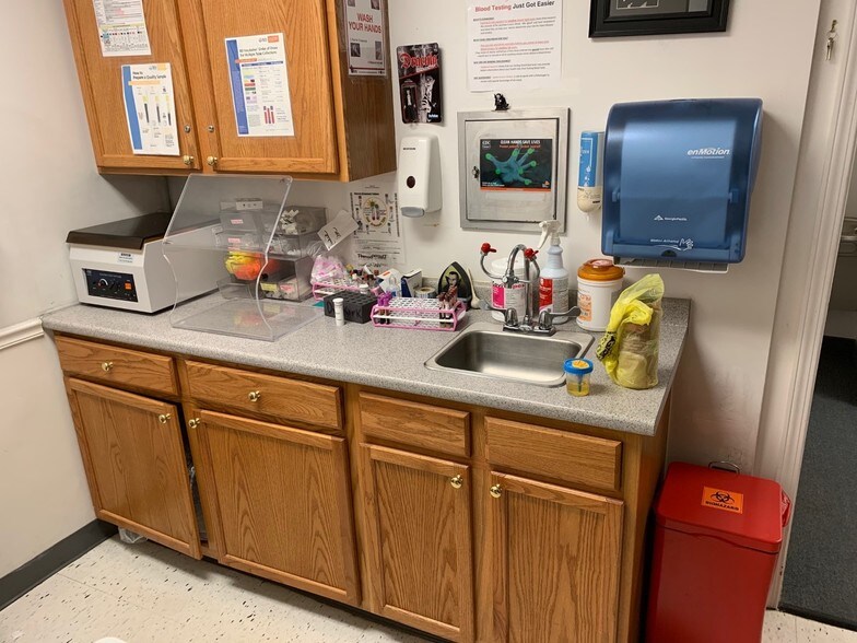 More Photos Of 166 E 4th St, Dunkirk Medical For Lease