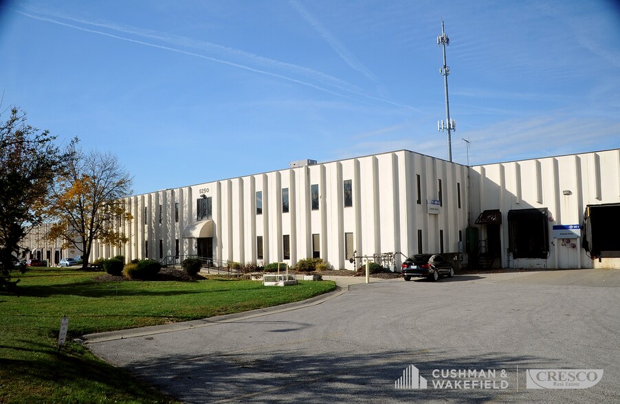 Primary Photo Of 5250 Naiman Pky, Solon Warehouse For Lease