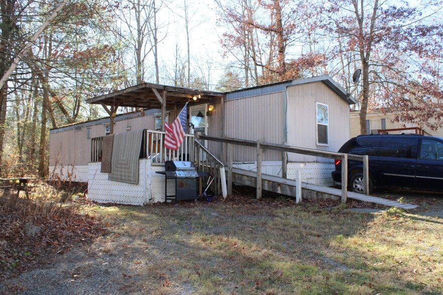 More Photos Of 7945 NY-52, Narrowsburg Manufactured Housing Mobile Home Park For Sale