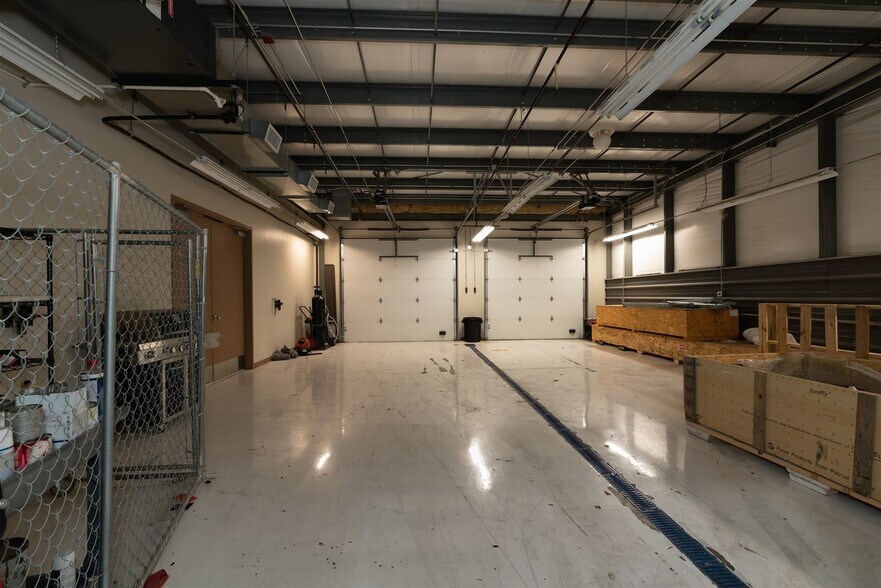 More Photos Of 2841 E Empire St, Bloomington Airplane Hangar For Sale