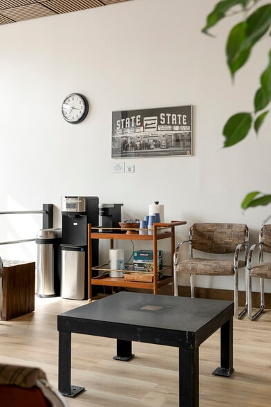 More Photos Of 5249 Chicago Ave, Minneapolis Office For Lease