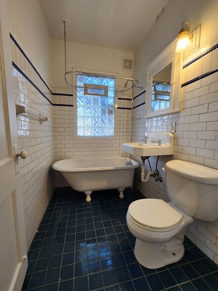 More Photos Of , Minneapolis Multifamily For Sale