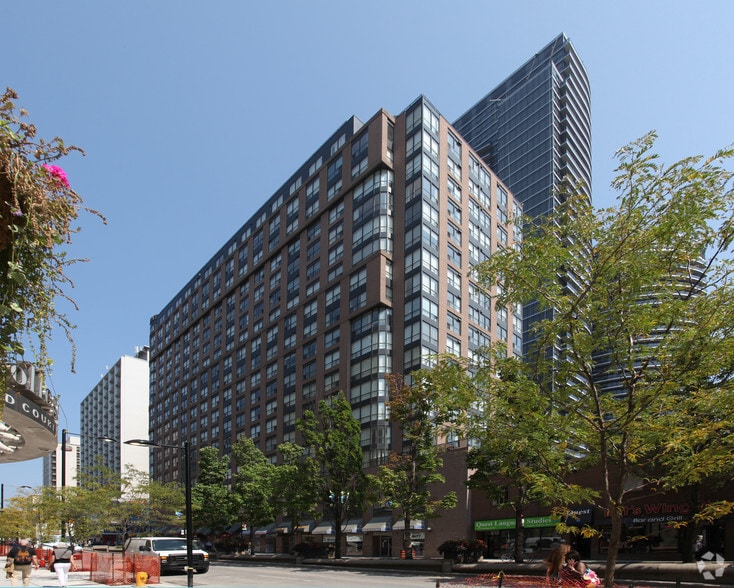 More Photos Of 1-5 Carlton St, Toronto Apartments For Lease