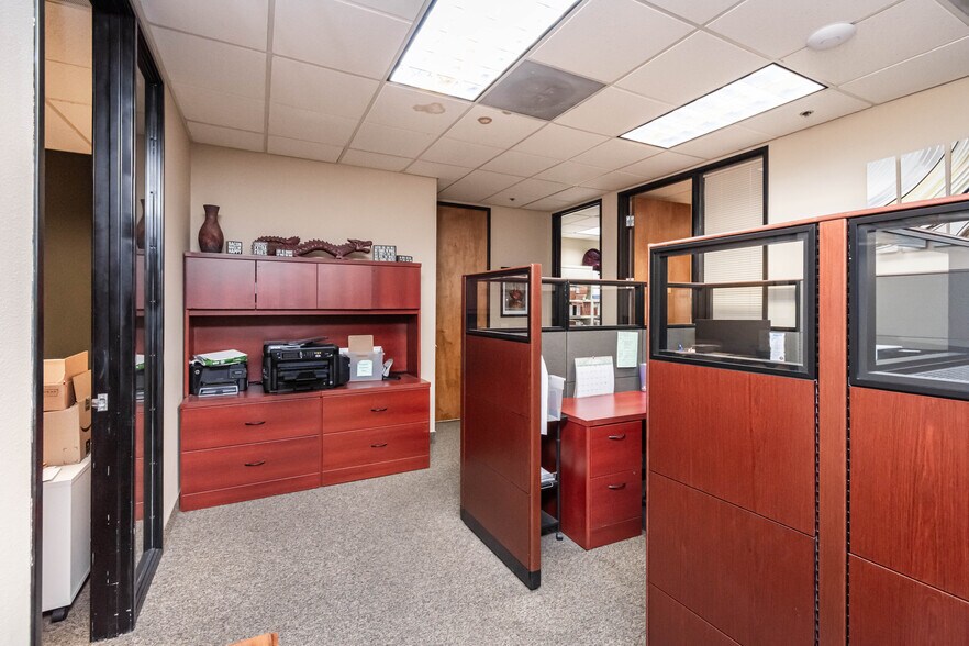 More Photos Of 8203 Sierra College Blvd, Roseville Office For Sale