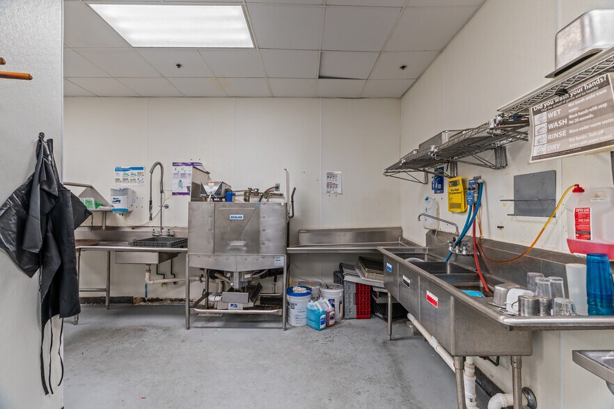 More Photos Of 1511-1515 Washington Ave, Saint Louis Apartments For Sale