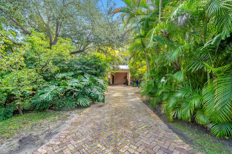 More Photos Of , Miami Multifamily For Sale
