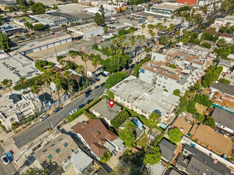 More Photos Of 6046 Carlton Way, Los Angeles Apartments For Sale