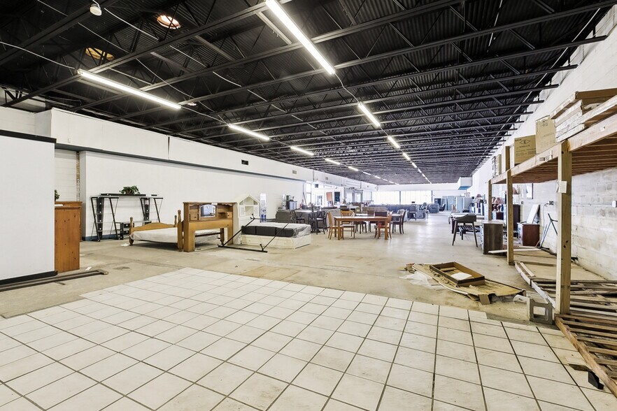 More Photos Of 7777 Saint Bernard Hwy, Arabi General Retail For Sale