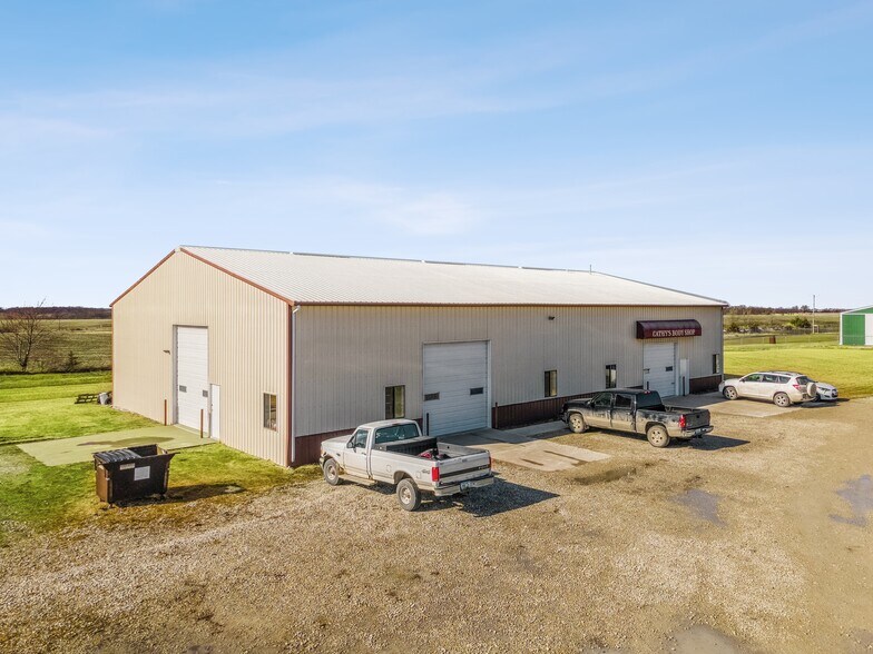 More Photos Of 2326 N Main St, Osceola Auto Repair For Sale