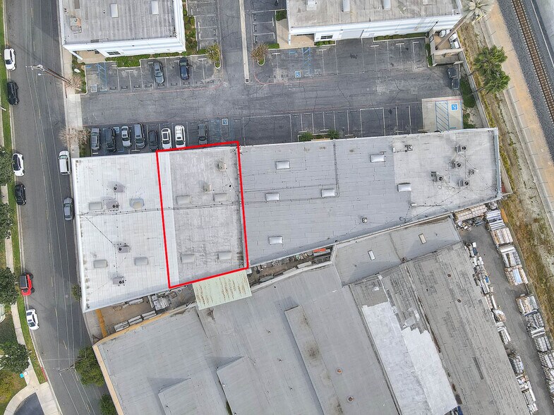 More Photos Of 236 Clary Ave, San Gabriel Warehouse For Sale