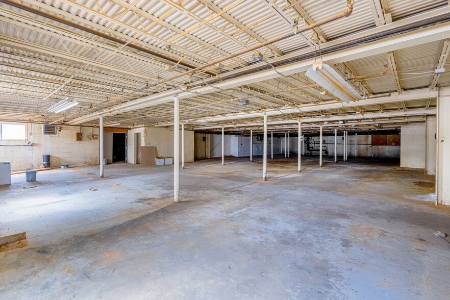 More Photos Of 642 Patriots Rd, Templeton Warehouse For Sale