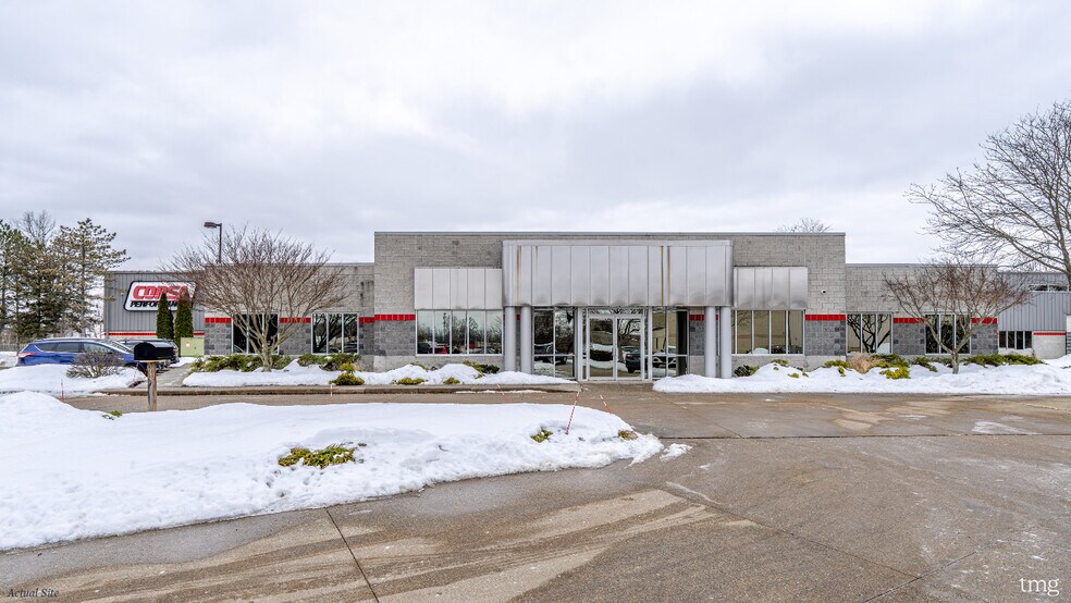 More Photos Of 140 Blaze Industrial Pky, Berea Manufacturing For Sale