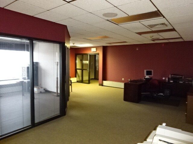More Photos Of 1245 Main St, Stevens Point Bank For Lease