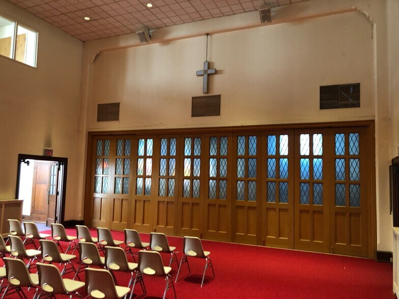 More Photos Of 501 W Market St, Perkasie Religious Facility For Sale
