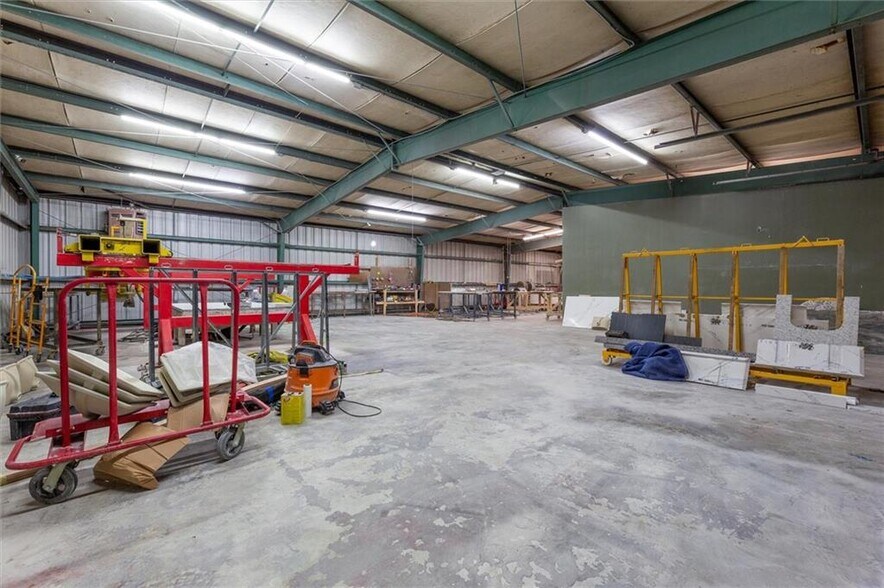 More Photos Of 306 US 123 Byp, Seneca Manufacturing For Lease