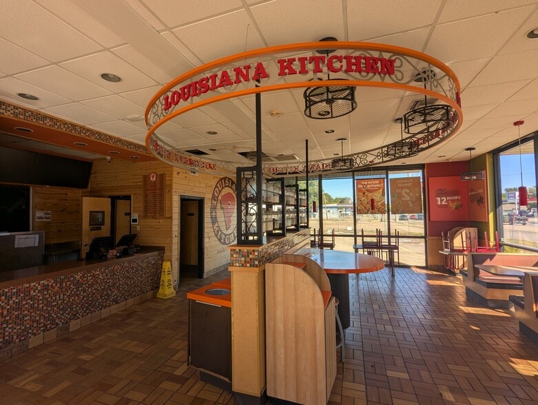 More Photos Of 1430 Washington Blvd, Beaumont General Retail For Sale