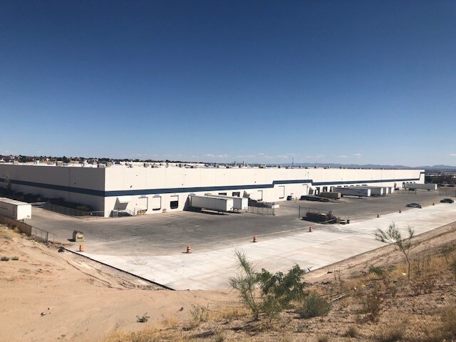 More Photos Of 1401 Pullman Dr, El Paso Distribution For Lease