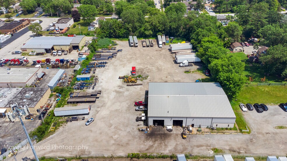 More Photos Of 17735 Chappel Ave, Lansing Industrial For Sale