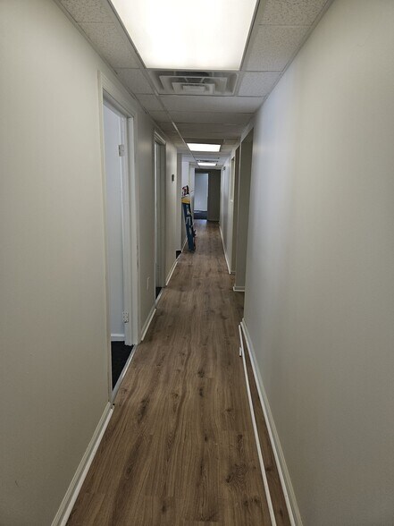 More Photos Of 400 Railroad St, Pittsburgh Warehouse For Lease