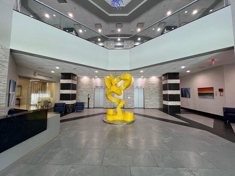 More Photos Of 1515 Ringling Blvd, Sarasota Office For Lease