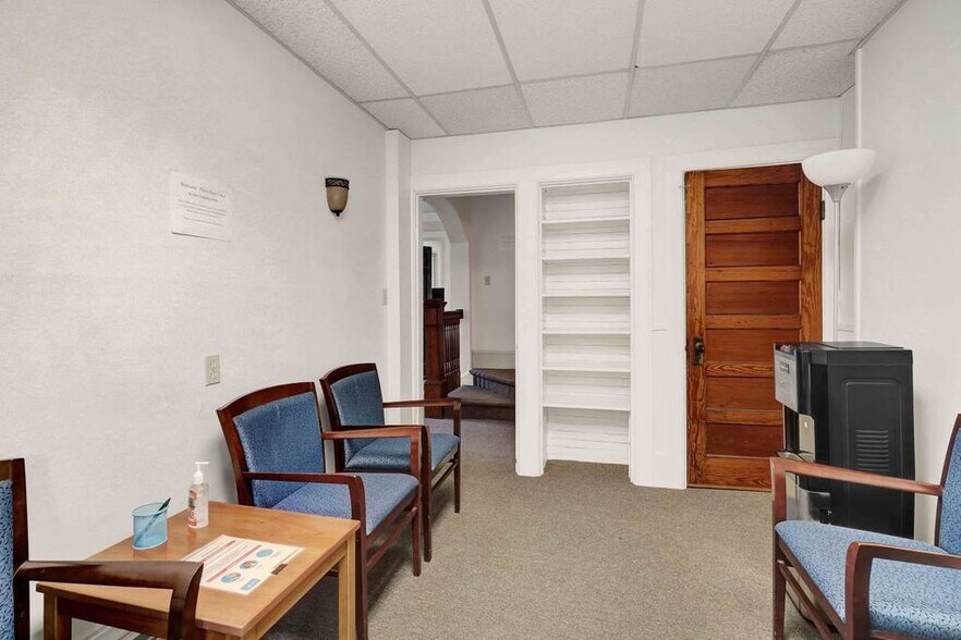 More Photos Of 10-12 Pearl St, Essex Junction Office Residential For Sale