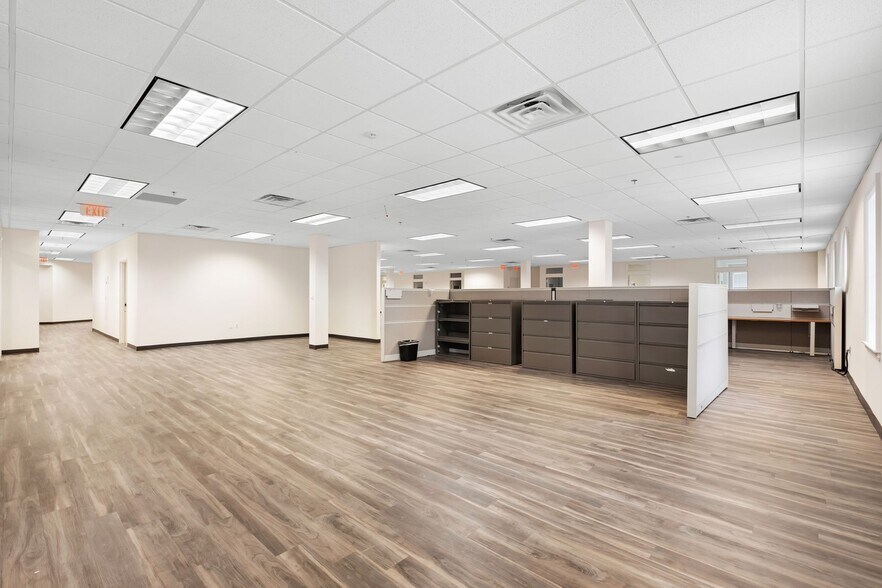 More Photos Of 112 Long Hollow Pike, Goodlettsville Office For Lease