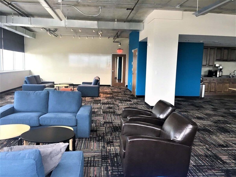 More Photos Of 605 Chestnut St, Chattanooga Office For Lease