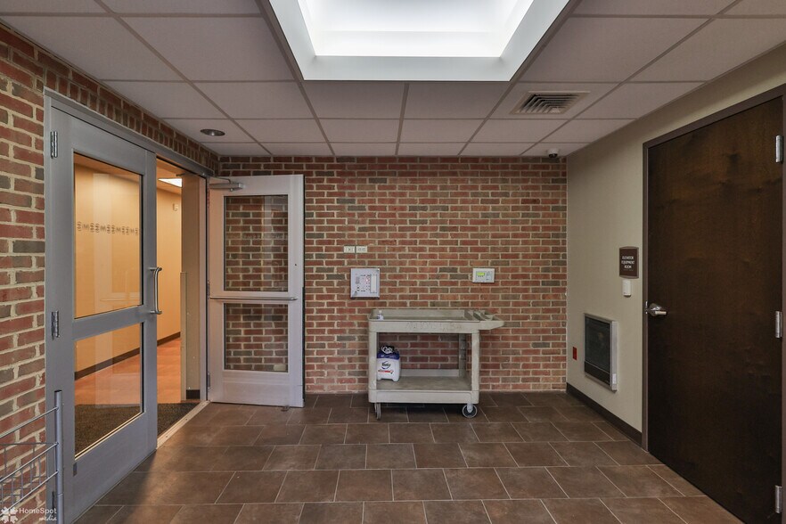 More Photos Of 2346 Jacksonville Rd, Bethlehem Medical For Sale