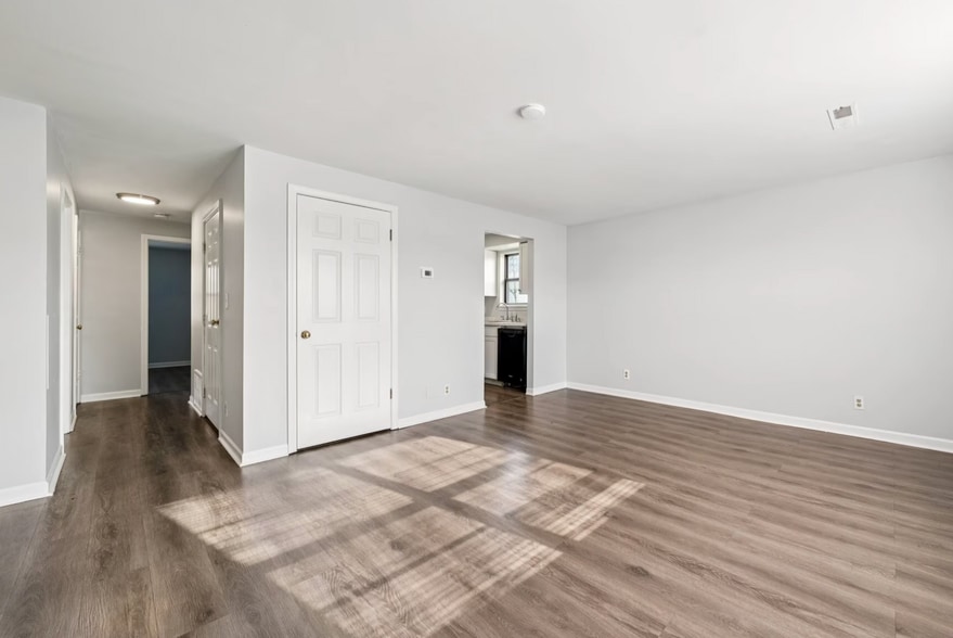 More Photos Of 190 Manhattan Ave, Buffalo Apartments For Sale