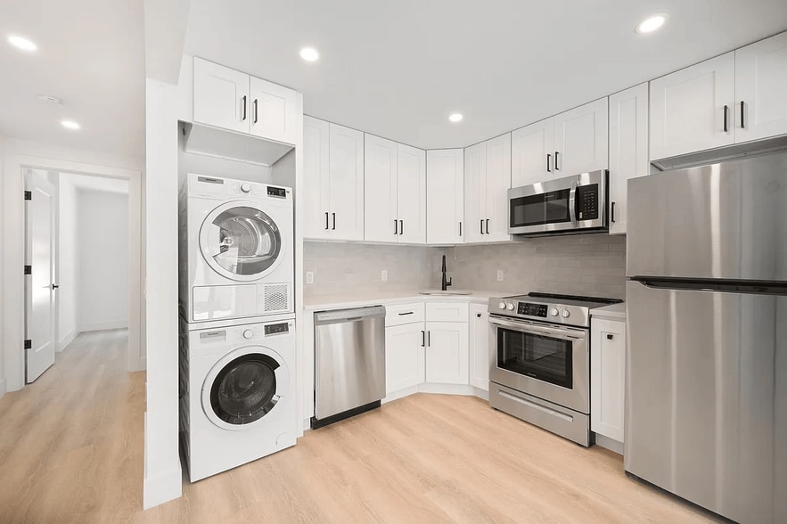 More Photos Of 76 Java St, Brooklyn Apartments For Sale