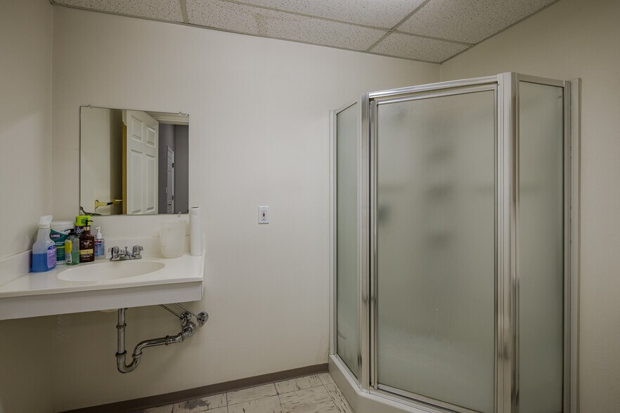 More Photos Of 45 E Center St, Moab Storefront For Sale