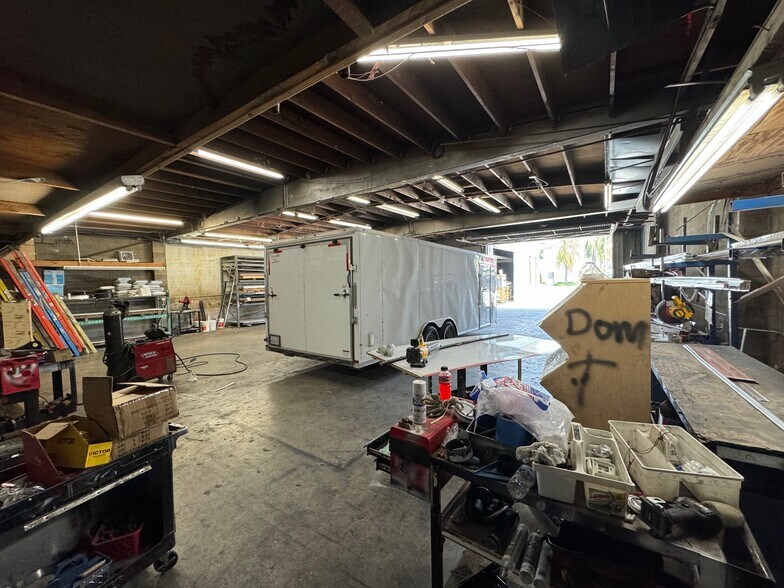 More Photos Of 109 E 4th St, San Bernardino Warehouse For Lease