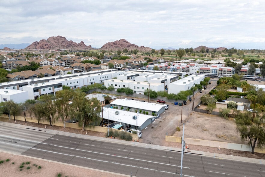 More Photos Of 511 N 52nd St, Phoenix Apartments For Sale