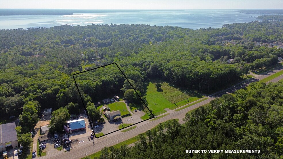 More Photos Of 3297 US 17 Hwy, Green Cove Springs Bar For Sale