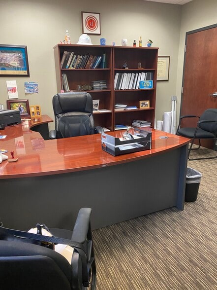 More Photos Of 1016 Spring Villas Pt, Winter Springs Office For Sale