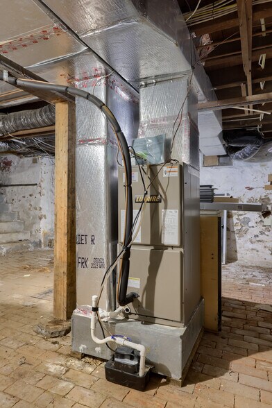 More Photos Of 2603 Lititz Pike, Lancaster General Retail For Sale