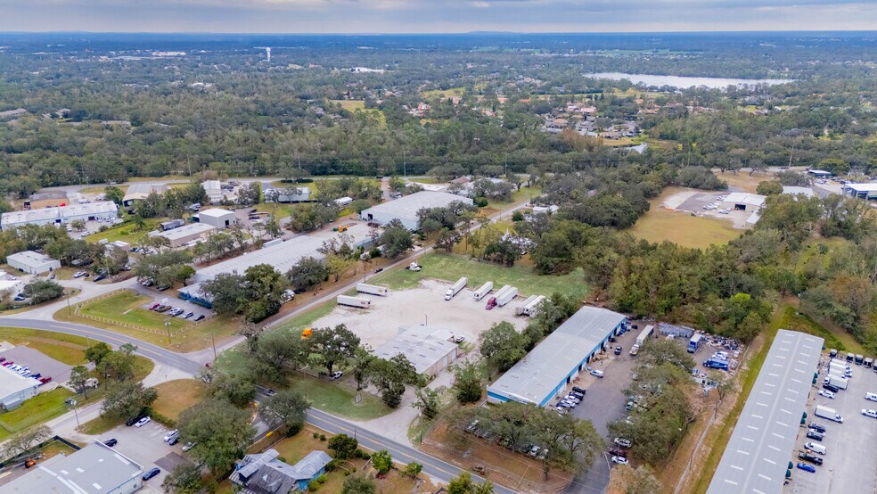 More Photos Of 2701 Airport Rd, Plant City Warehouse For Sale
