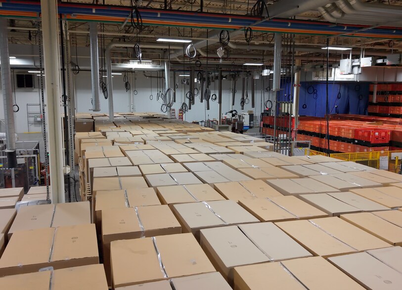 More Photos Of 105 Industry Dr, Versailles Manufacturing For Sale