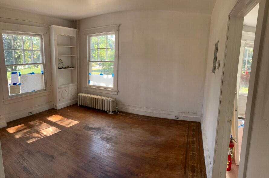 More Photos Of 54 Parkwood Blvd, Hudson Apartments For Sale