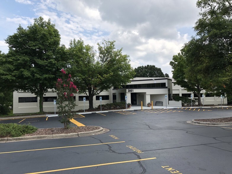 More Photos Of 3801 Wake Forest Rd, Raleigh Medical For Lease