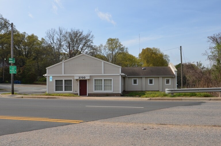 Primary Photo Of 2700 Monroe Rd, Charlotte Office For Sale