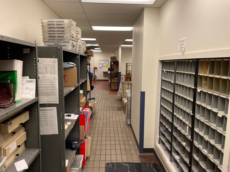 More Photos Of 441 N Lake St, Madison Storefront Retail Office For Sale