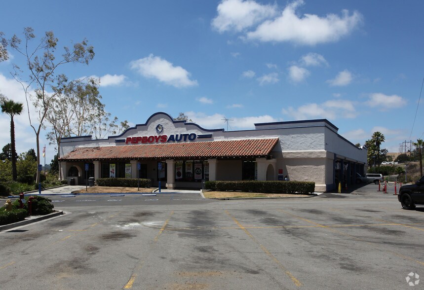 Primary Photo Of 3752 Plaza Dr, Oceanside Auto Repair For Lease