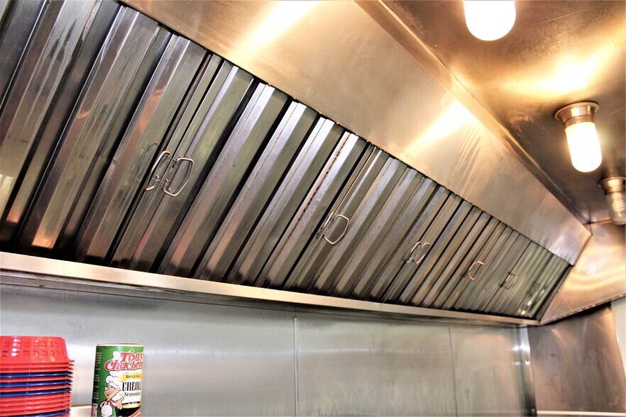 More Photos Of 502 Elm, Tilden Restaurant For Sale