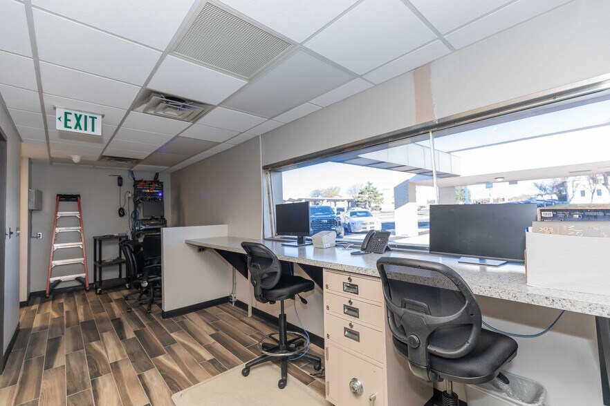 More Photos Of 1619 Pecos St, Amarillo Office For Lease