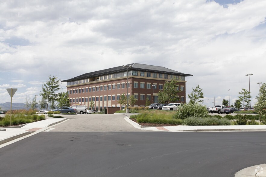 More Photos Of 2915 Rocky Mountain Ave, Loveland Office For Lease