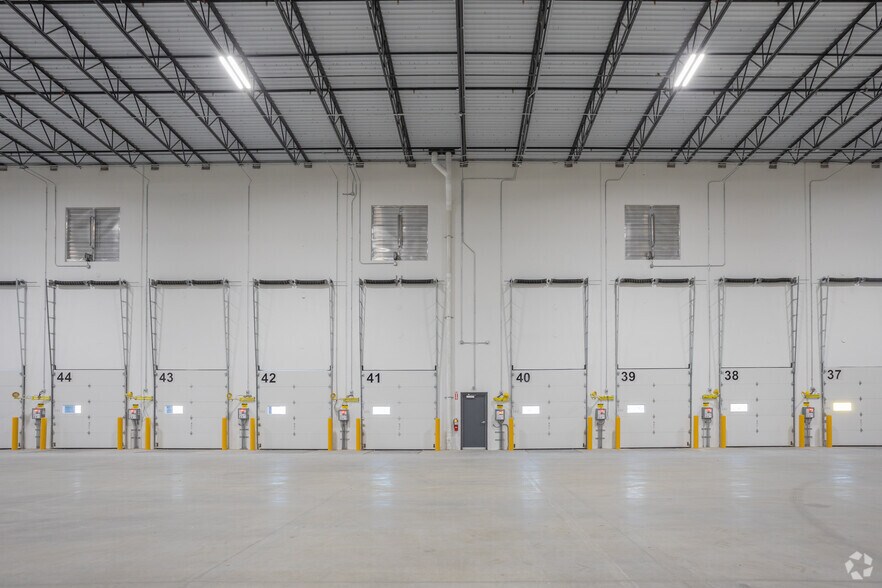 More Photos Of 22049 Innovation Dr, Elkhart Warehouse For Lease